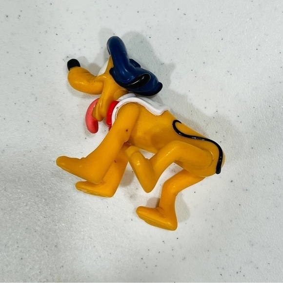 Vintage 1993 Pluto with Beret Action Figure Toy Disney Epcot Center - Picture 3 of 3